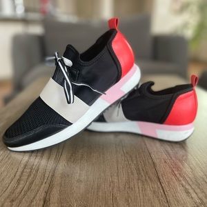 Steve Madden sneakers